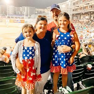 Meet your Posher, Joy